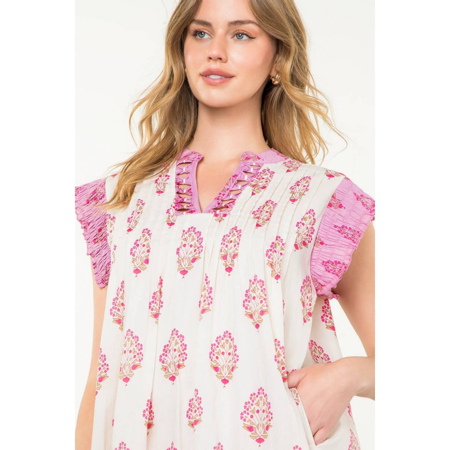 Sleeveless Pintuck Floral Print Dress