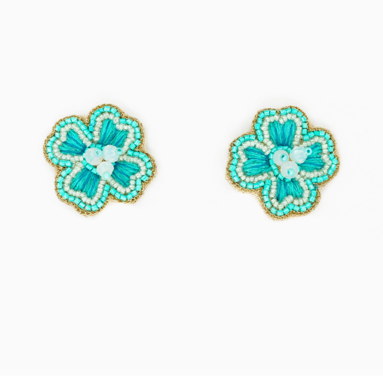 Clara Studs