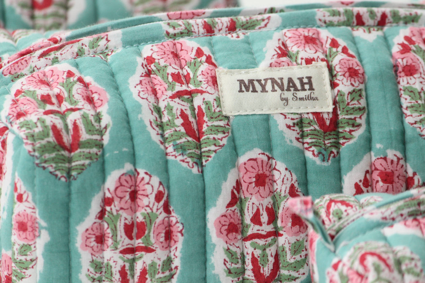Turquoise-Bouquet Quilted Travel Pouch