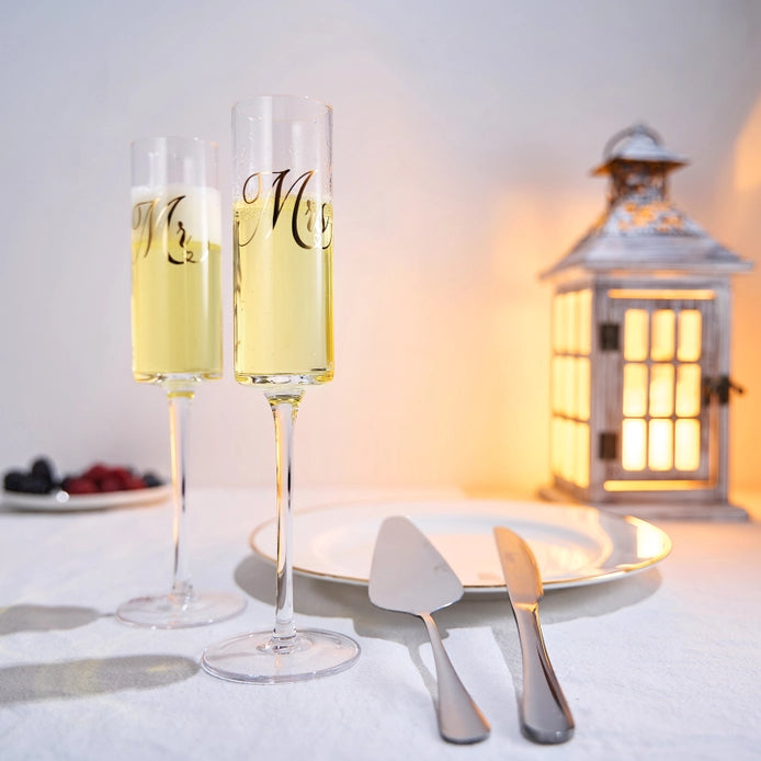 Mr & Mrs Champagne Flutes Gift Set