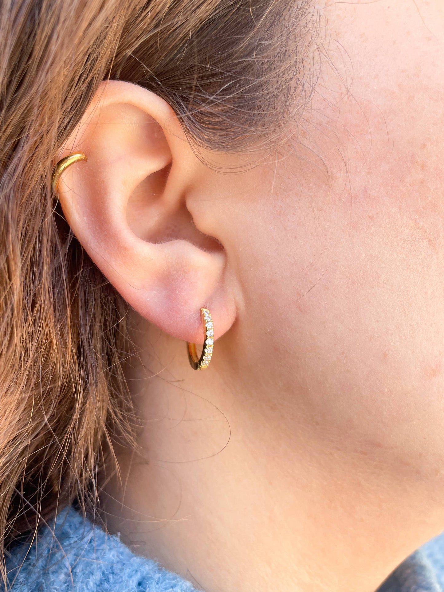 Brilliant Huggie Earring