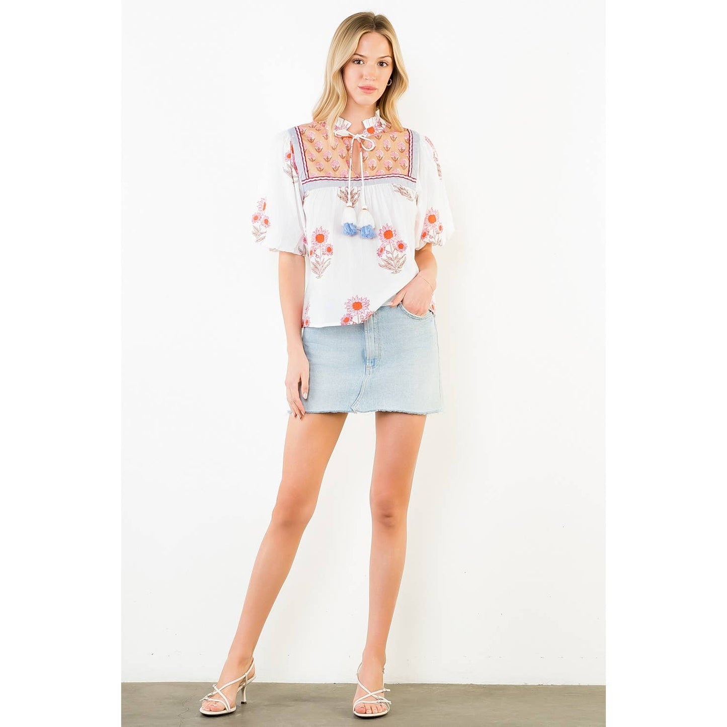 THML Puff Sleeve Floral Pattern Tassel Top
