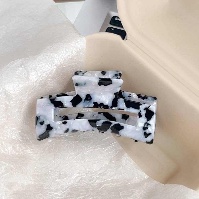 Tortoise Hair Claw Clip