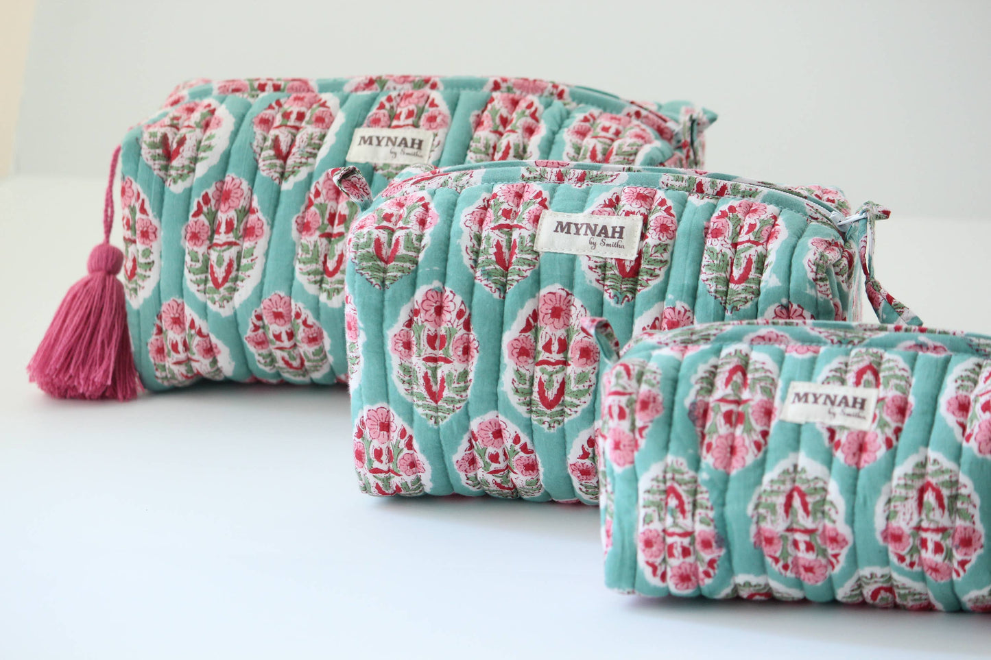 Turquoise-Bouquet Quilted Travel Pouch