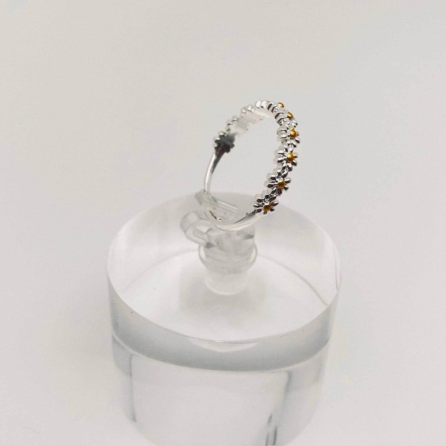 Women's Daisy Flower Ring