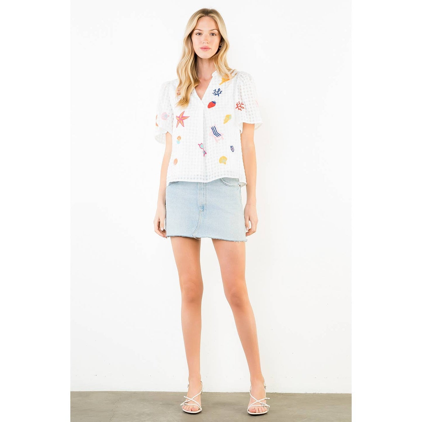 THML Short Sleeve Embroidery Detail Top