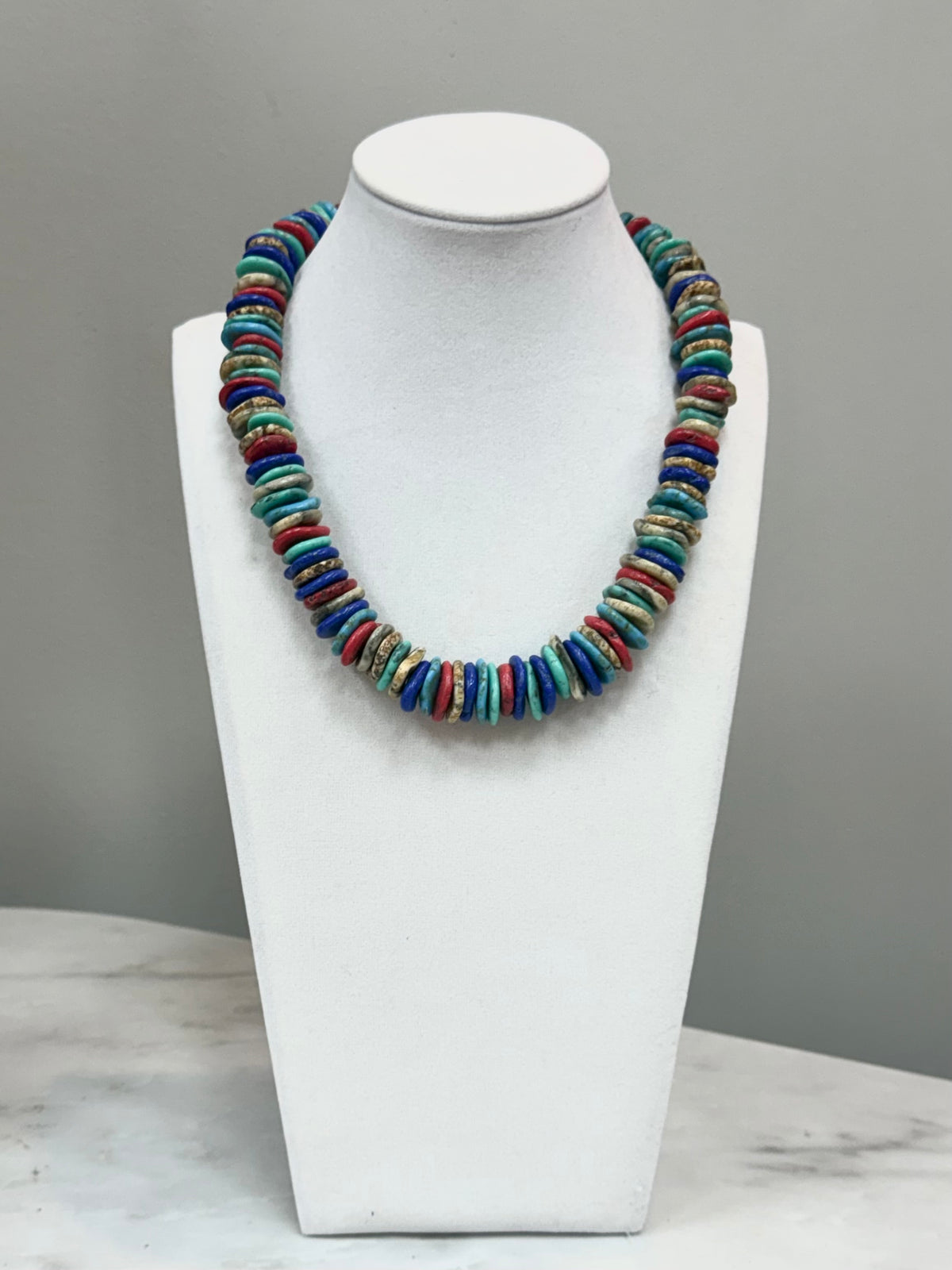 Bonne Mere Graduated Turquoise Stone Necklace