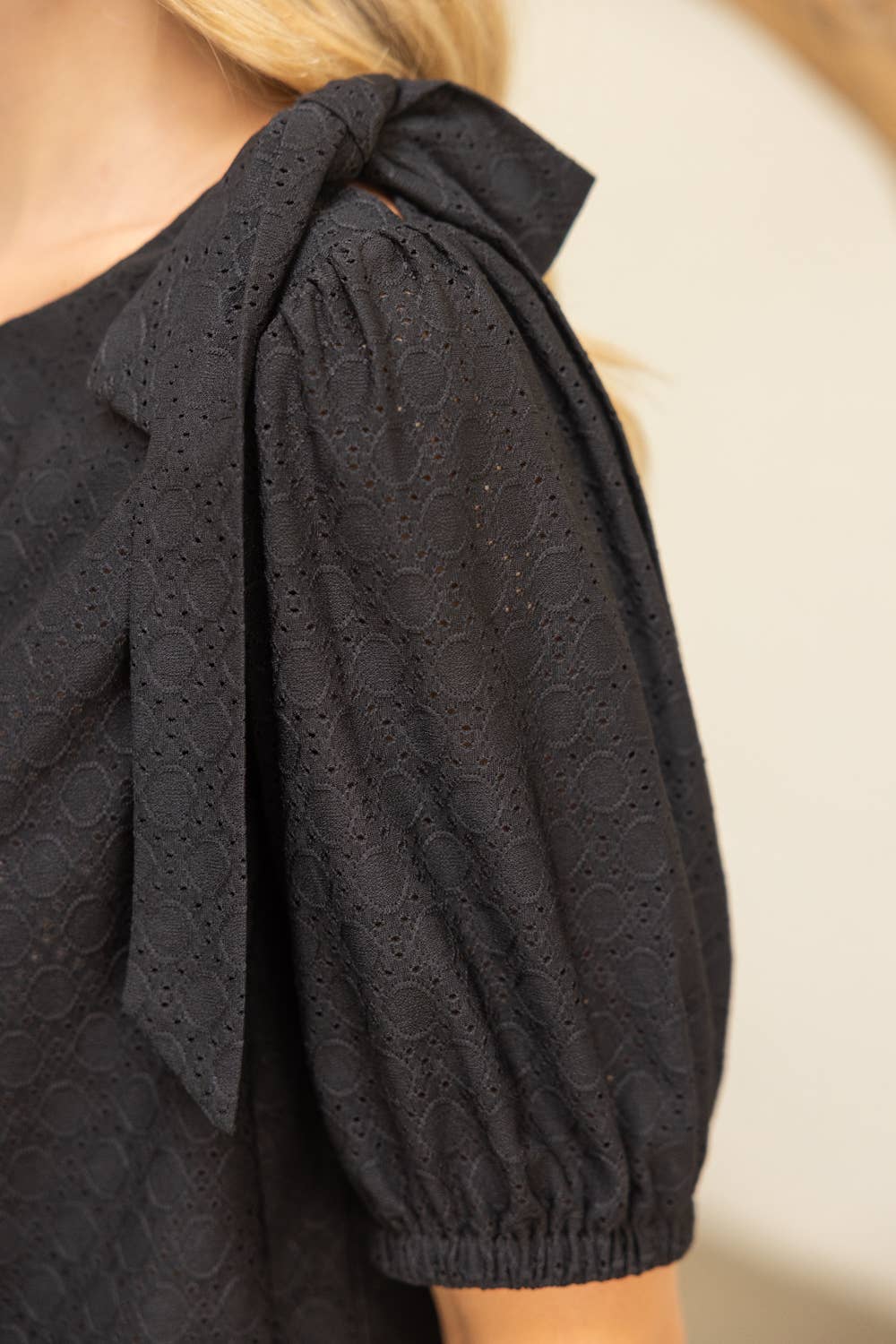 Shoulder Bow Knit Top