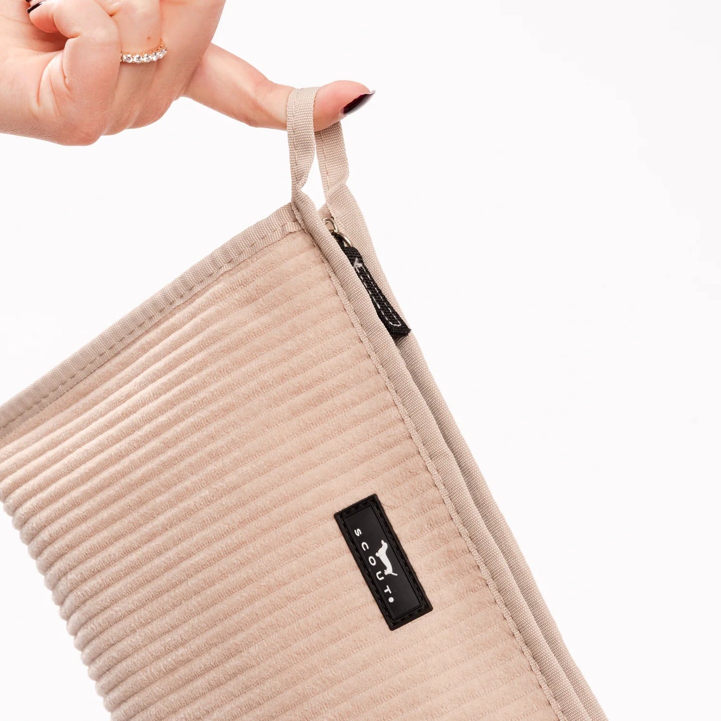 Audrey Pouch
