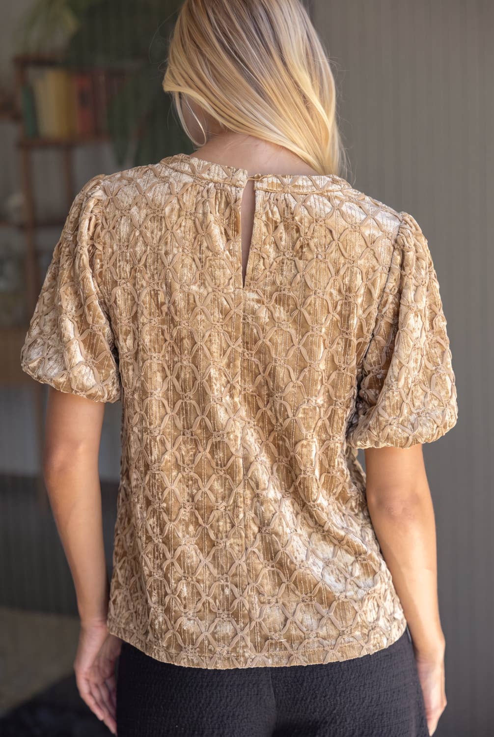 Crushed Velvet Bubble Sleeve Top