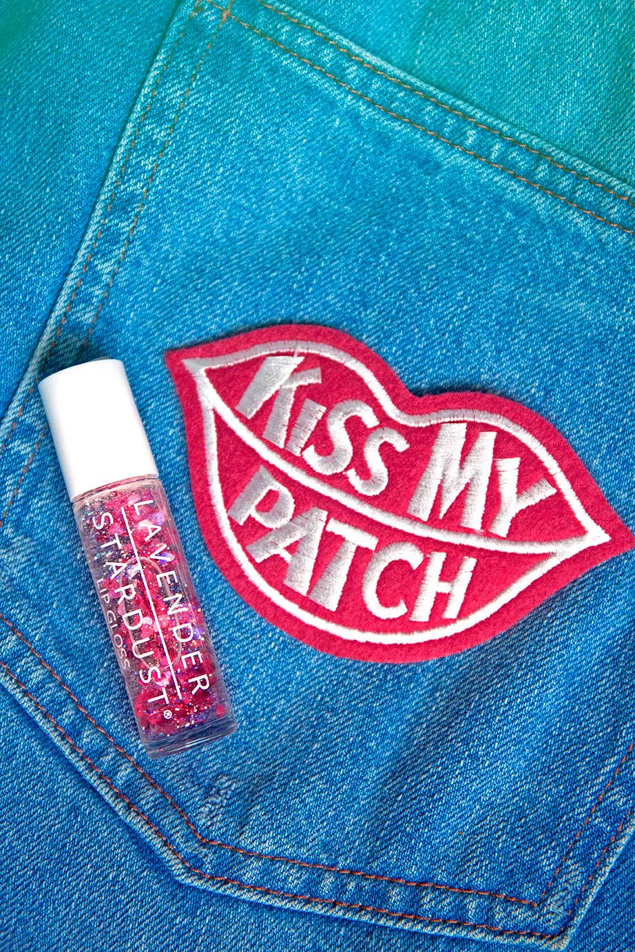 Kissing Glitter Lip Gloss