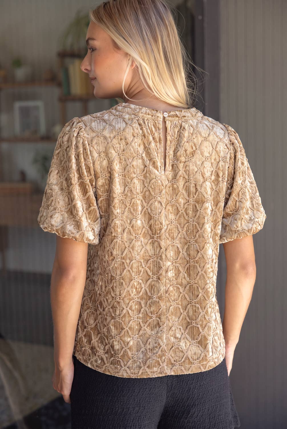 Crushed Velvet Bubble Sleeve Top