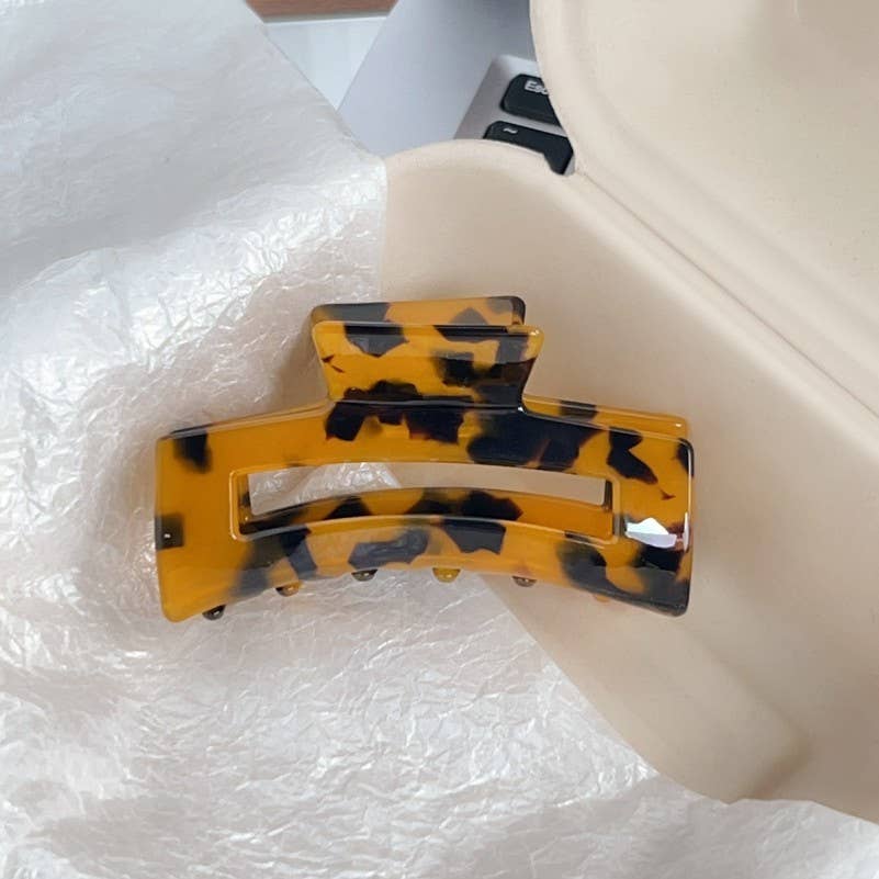 Tortoise Hair Claw Clip