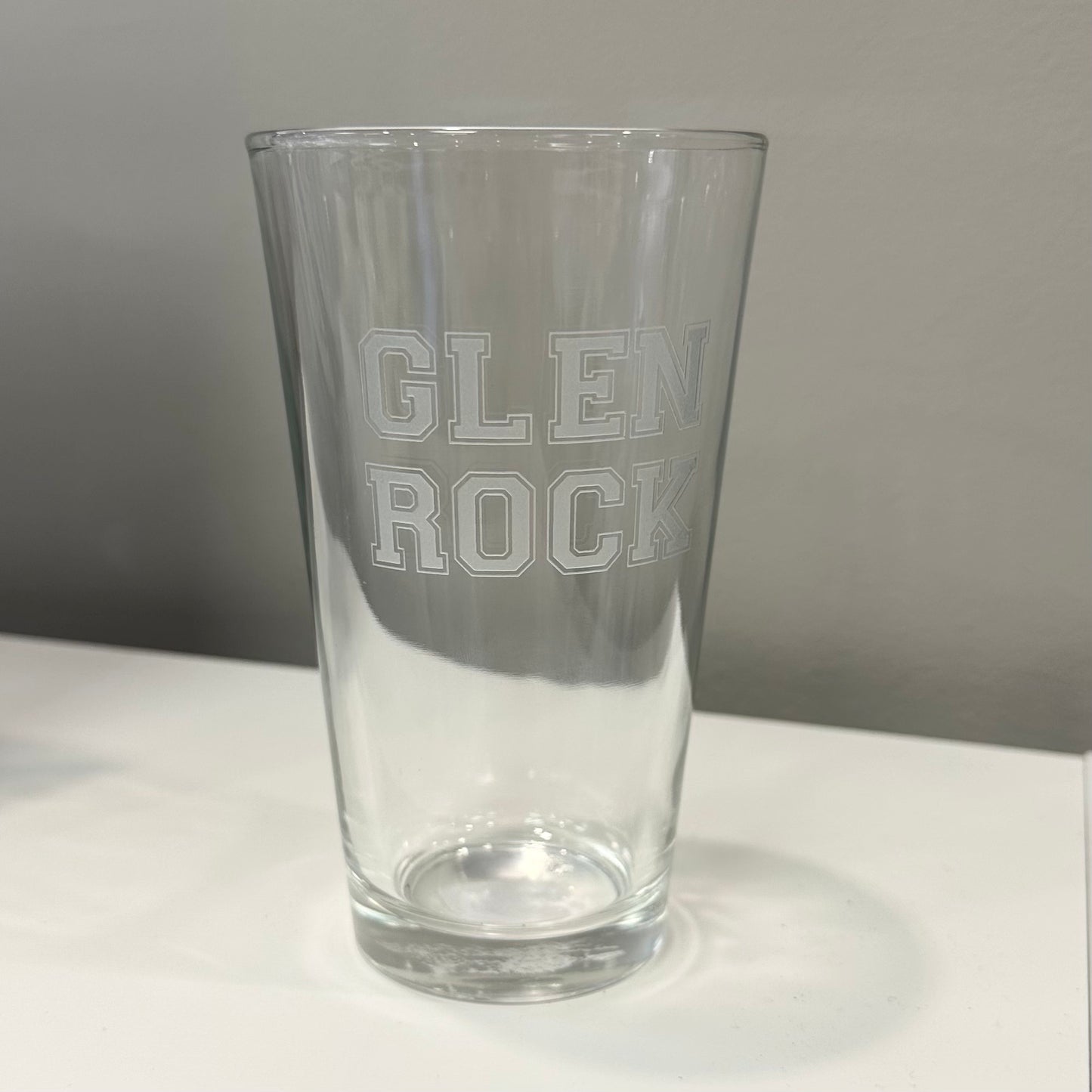 Glen Rock Pint Glass