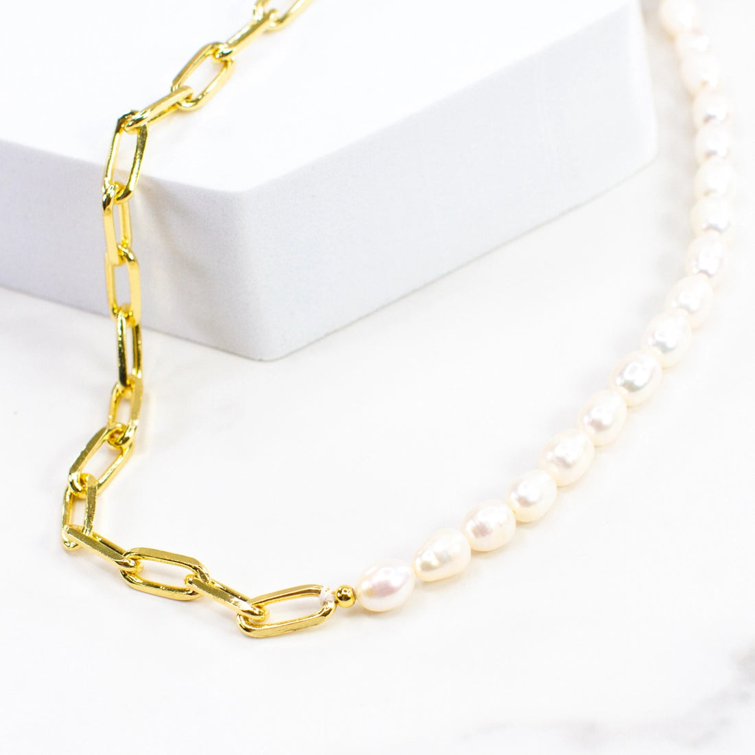 Fresh water Pearl and Chain link Necklace